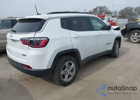 2024 Jeep Compass Latitude 4X4 from USA, damaged, VIN 3C4NJDBN0RT607275